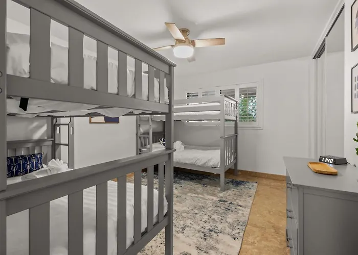 Painted Sky Ranch - Large Pool & Putt Holiday home
